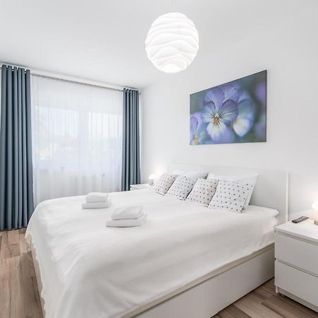 Seaside Breeze Stylish Apartment Balcony & Parking By Noclegi Renters Misdroy Exterior foto