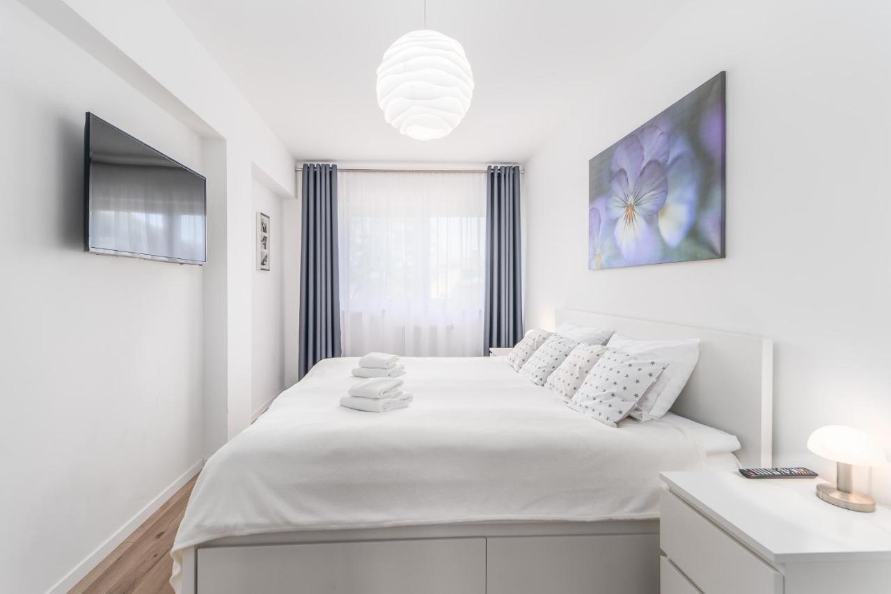 Seaside Breeze Stylish Apartment Balcony & Parking By Noclegi Renters Misdroy Exterior foto