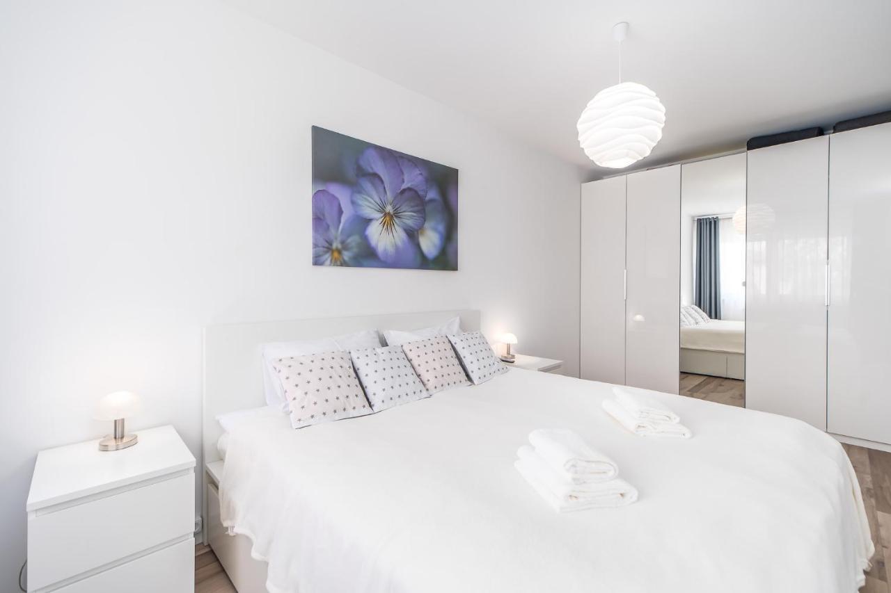 Seaside Breeze Stylish Apartment Balcony & Parking By Noclegi Renters Misdroy Exterior foto