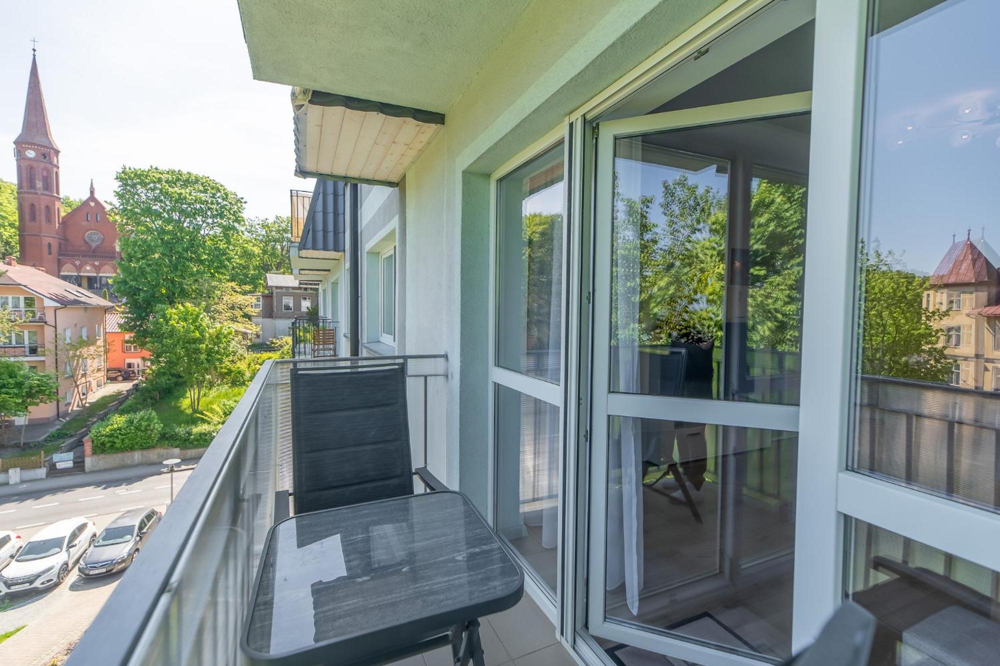 Seaside Breeze Stylish Apartment Balcony & Parking By Noclegi Renters Misdroy Exterior foto